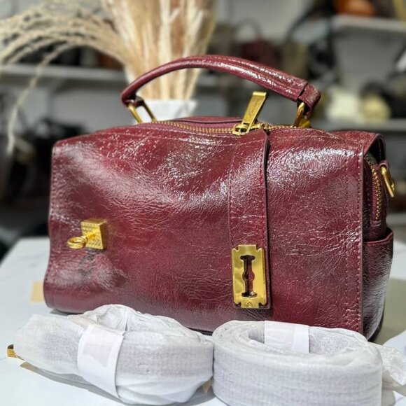 Imperial Elegance – Genuine Leather Bag with Two Straps - Picture 1 of 5